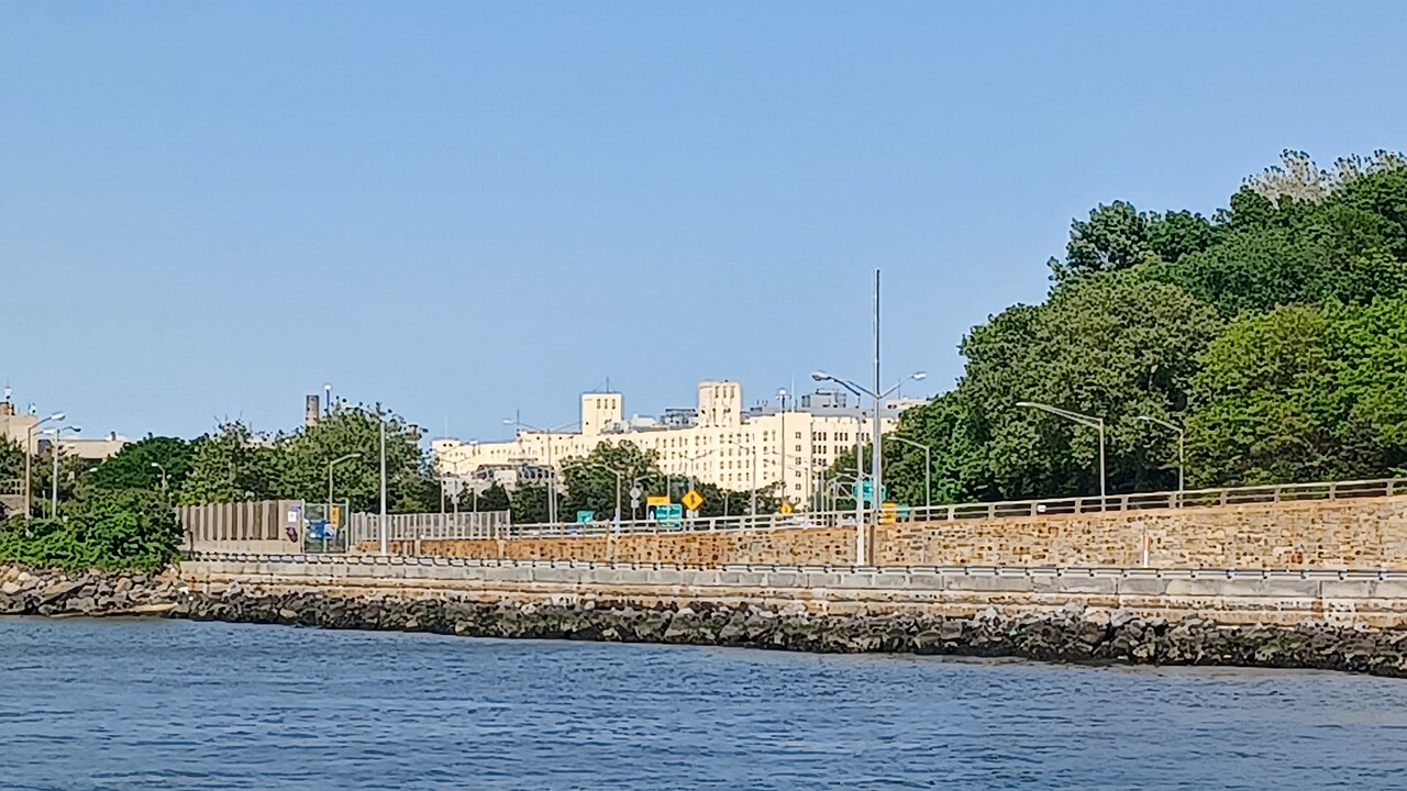 Brooklyn Army Terminal as soon from American Veterans Memorial Pier
