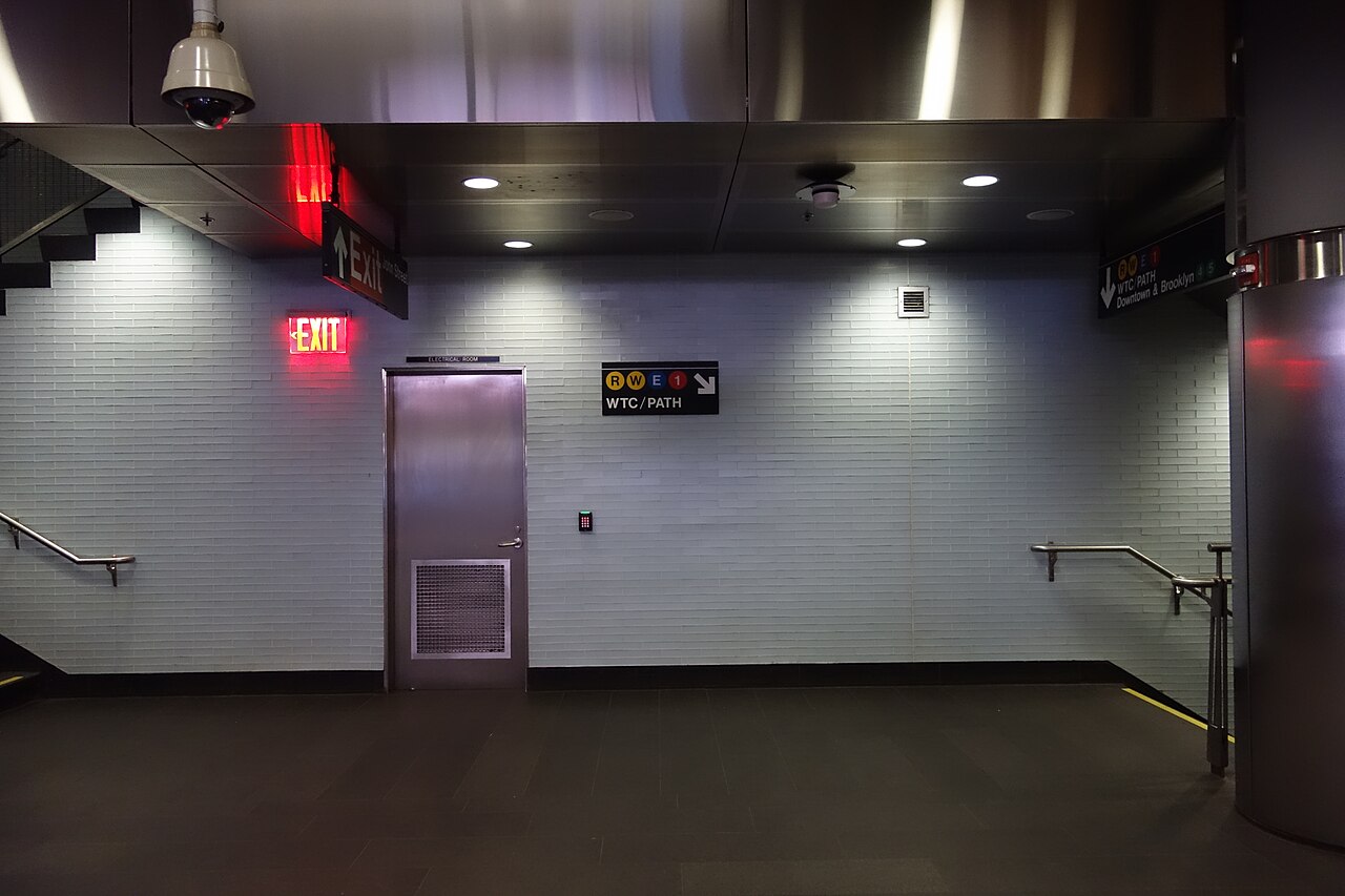 Fulton Ctr td 18, John Street, Dey St Passageway