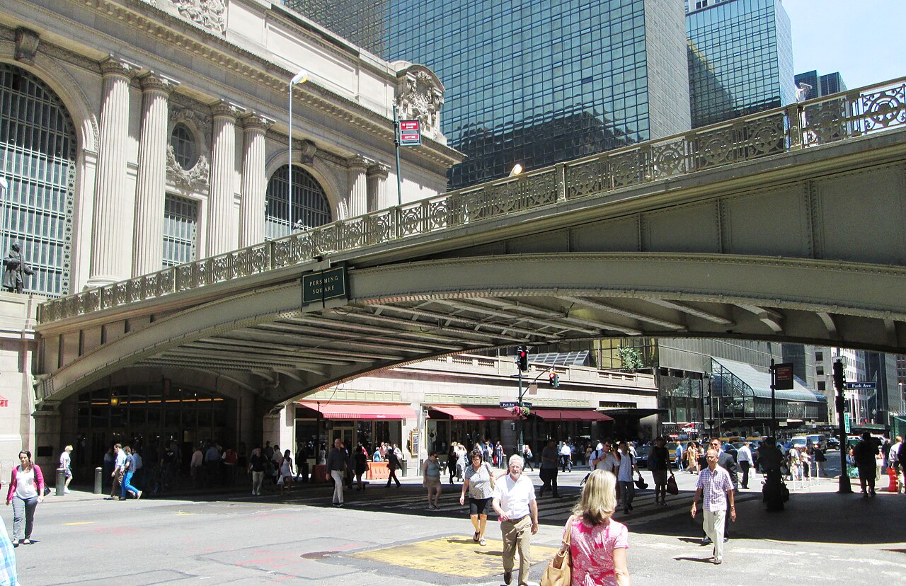 The main concourse of Grand Central Terminal with the large clock and arched windows