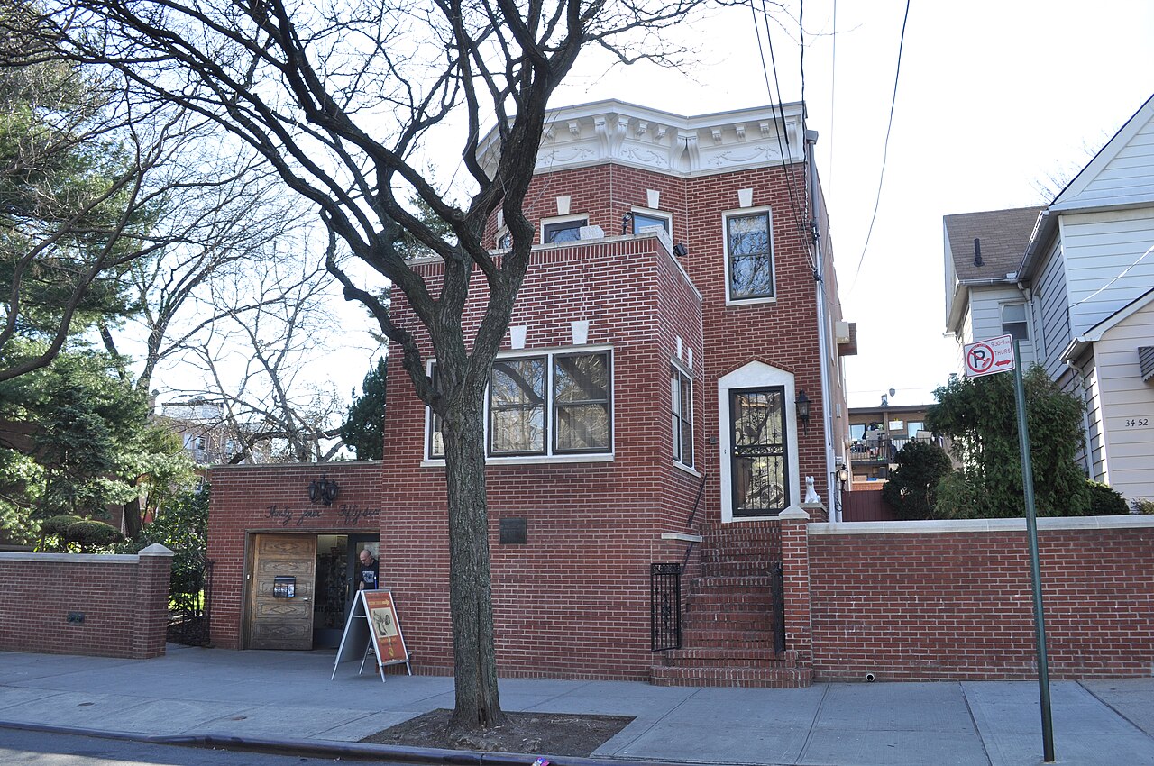 Louis Armstrong House